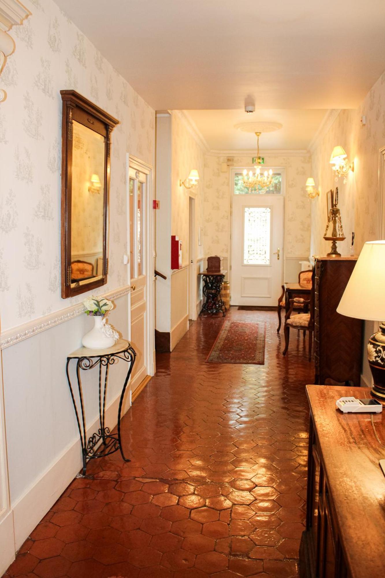 Hotel La Villa Fleurie Beaune  Eksteriør bilde